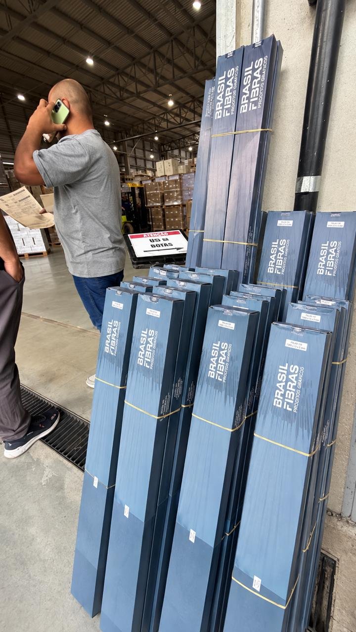 Lotes de réguas separados no estoque da Brasil Fibras para envio